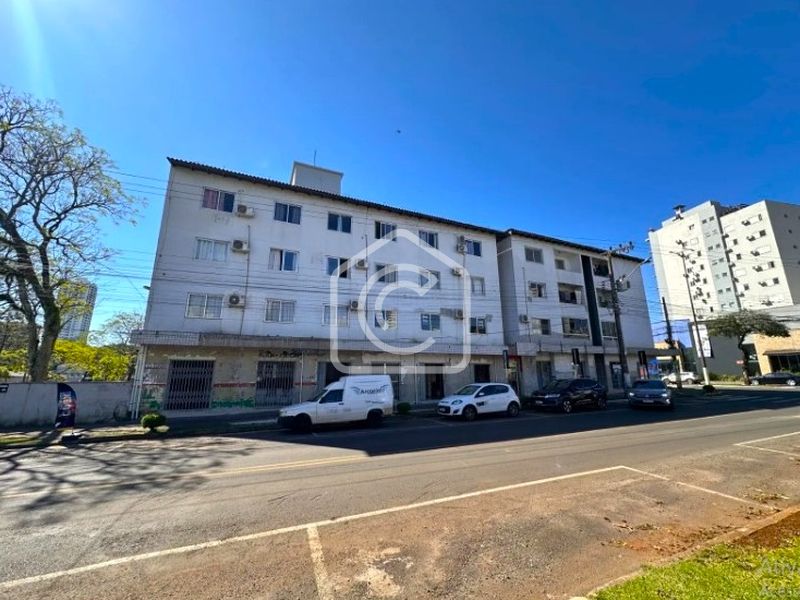 Apartamento para alugar com 3 dormitórios, 1 banheiro e 62m² de área privativa no bairro Centro