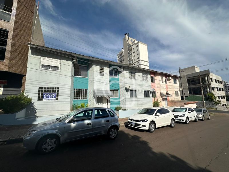 Apartamento à venda com 2 dormitórios, 1 banheiro, 1 vaga de garagem e 65m² de área privativa no bairro São Cristóvão