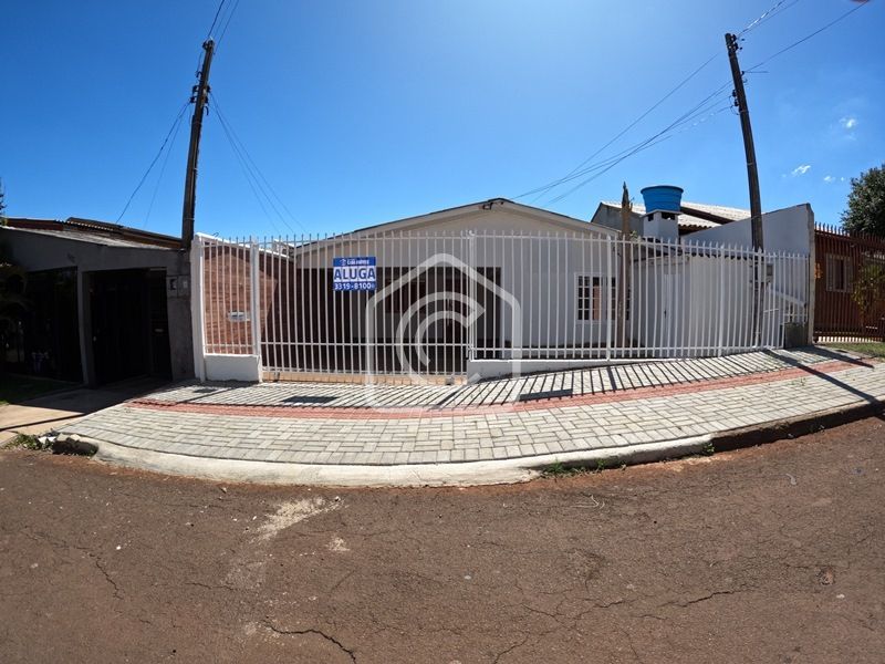 Casa para alugar com 3 dormitórios, 2 banheiros e 156m² de área privativa no bairro Paraíso