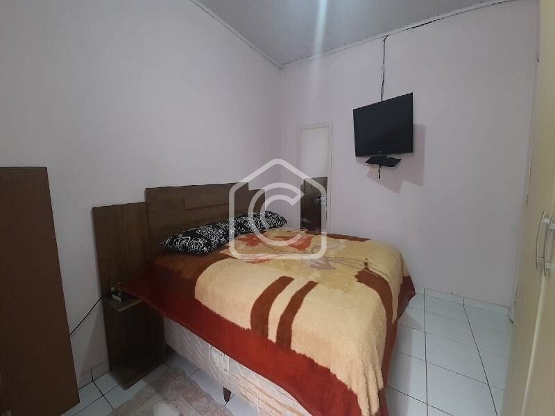 Casa à venda com 3 dormitórios, 1 banheiro e 154m² de área privativa no bairro São Cristóvão