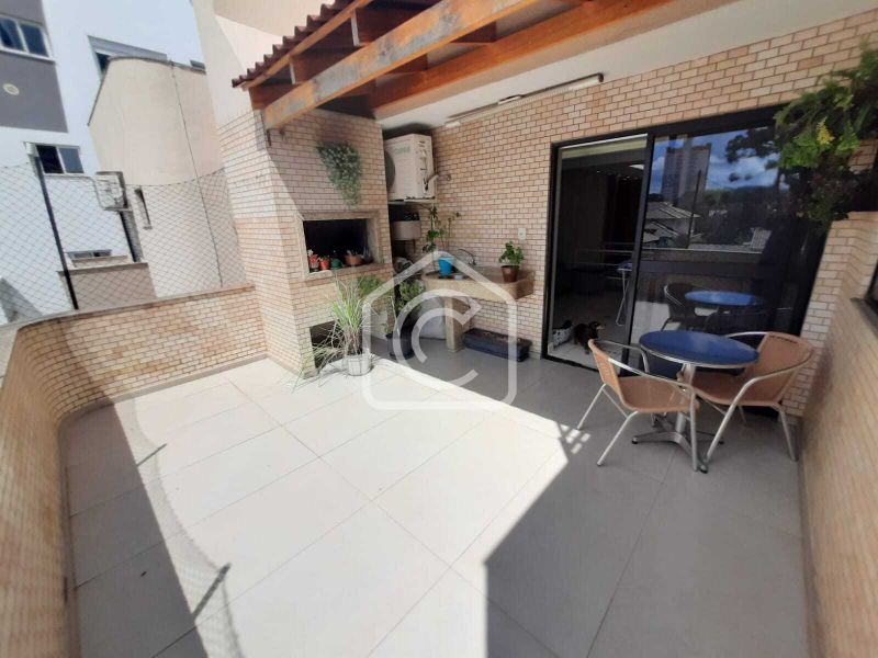 Apartamento à venda com 3 dormitórios, 2 banheiros, 2 vagas de garagens e 211m² de área privativa no bairro Maria Goretti