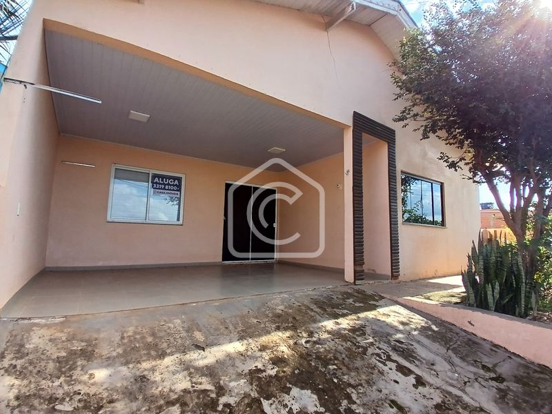 Casa para alugar com 3 dormitórios, 1 banheiro, 2 vagas de garagens e 100m² de área privativa no bairro Líder