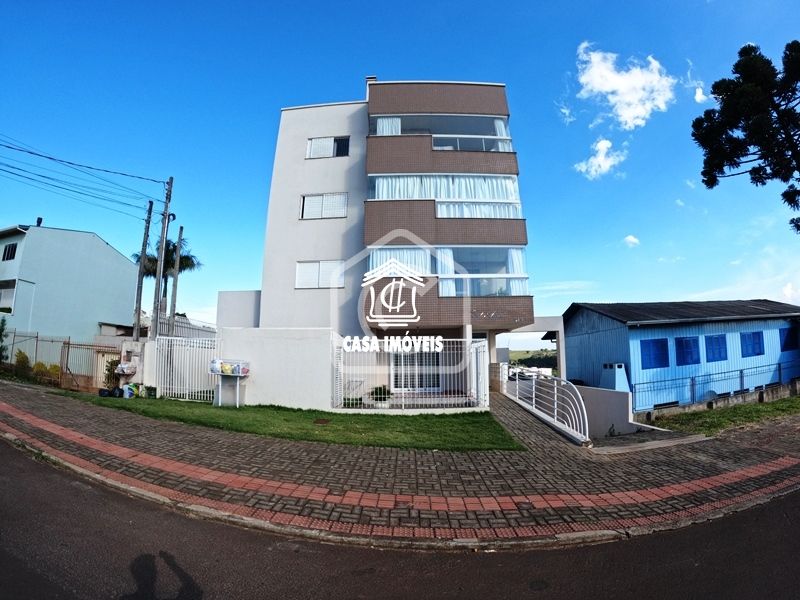 Apartamento à venda com 2 dormitórios, 1 banheiro, 1 vaga de garagem e 54m² de área privativa no bairro Universitário