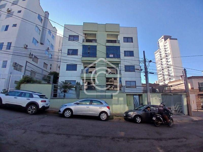 Apartamento para alugar com 2 dormitórios, 1 banheiro, 1 vaga de garagem e 87m² de área privativa no bairro Presidente Médici