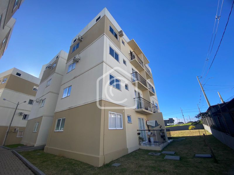 Apartamento à venda com 2 dormitórios, 1 banheiro e 44m² de área privativa no bairro Desbravador