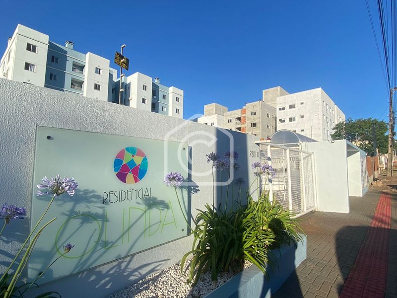 Apartamento à venda com 2 dormitórios, 1 banheiro, 2 vagas de garagens e 57m² de área privativa no bairro Santo Antônio
