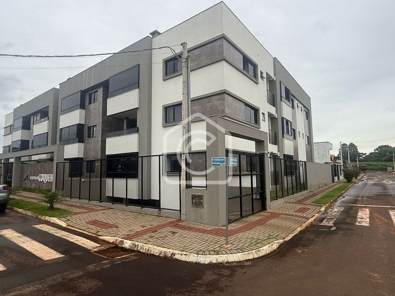Apartamento à venda com 2 dormitórios, 2 banheiros e 1 vaga de garagem no bairro Santos Dumont