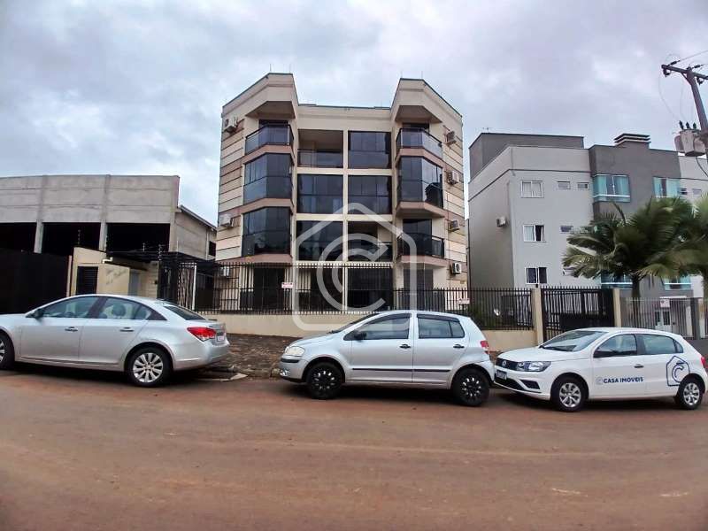 Apartamento para alugar com 2 dormitórios, 1 banheiro, 1 vaga de garagem e 100m² de área privativa no bairro Esplanada