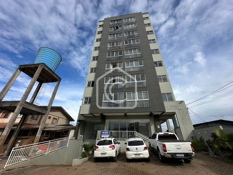 Apartamento para alugar com 3 dormitórios, 1 banheiro, 2 vagas de garagens e 100m² de área privativa no bairro Efapi
