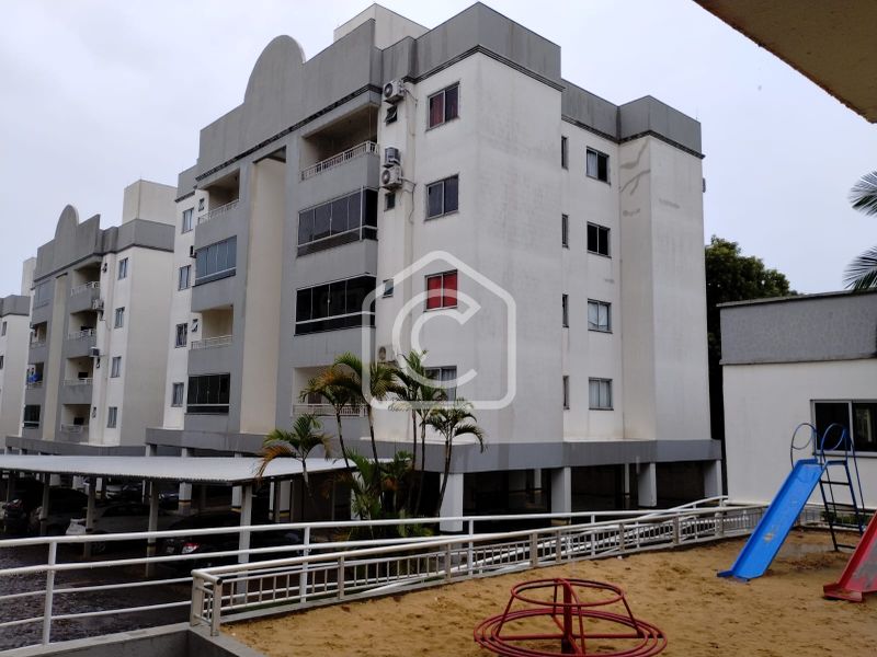 Apartamento à venda com 2 dormitórios, 1 banheiro, 2 vagas de garagens e 69m² de área privativa no bairro Seminário