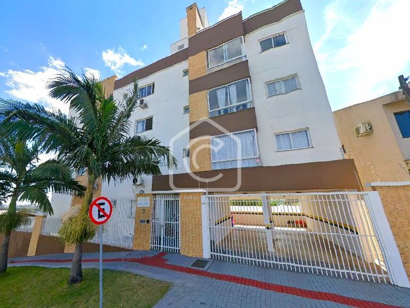 Apartamento para alugar com 2 dormitórios, 1 banheiro, 2 vagas de garagens e 76m² de área privativa no bairro Bela Vista
