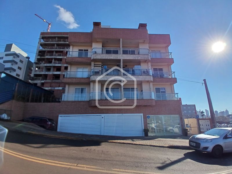 Apartamento para alugar com 2 dormitórios, 1 banheiro, 1 vaga de garagem e 80m² de área privativa no bairro Santa Maria