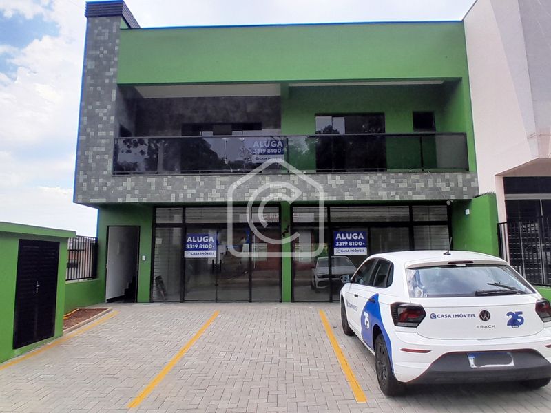 Apartamento para alugar com 3 dormitórios, 1 banheiro e 130m² de área privativa no bairro Efapi