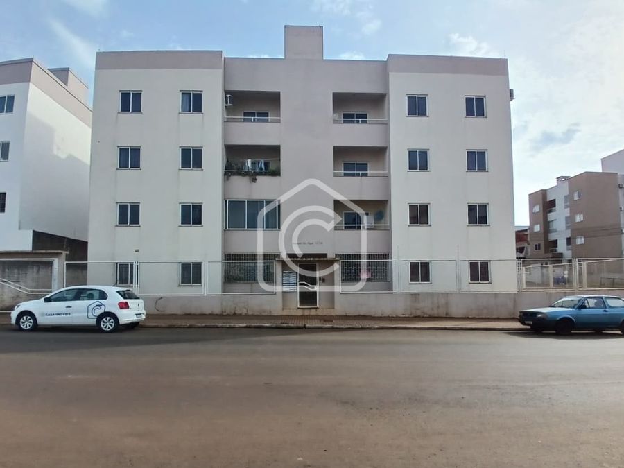 Apartamento para alugar com 2 dormitórios, 1 banheiro, 1 vaga de garagem e 62m² de área privativa no bairro Efapi