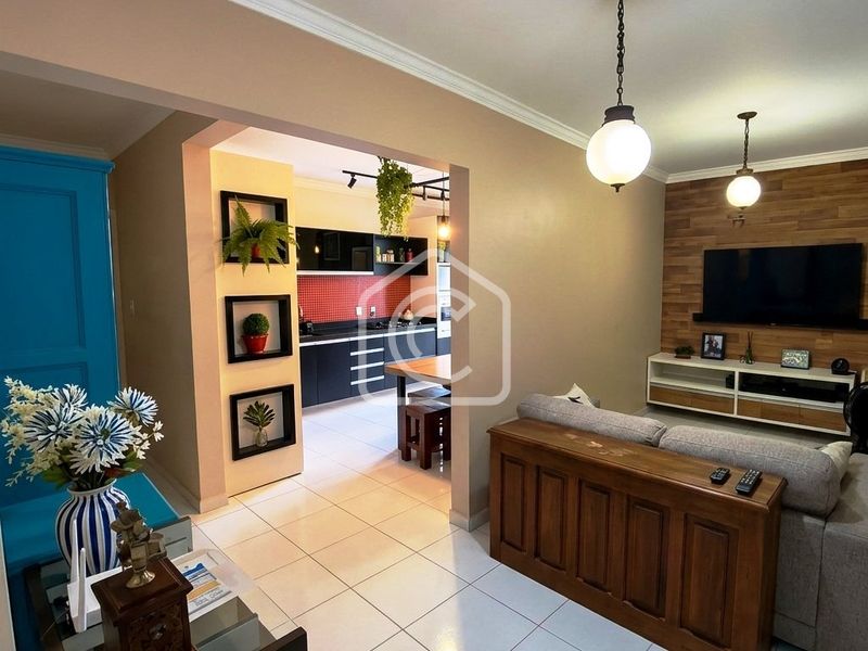 Apartamento para alugar com 3 dormitórios, 1 banheiro, 2 vagas de garagens e 149m² de área privativa no bairro Presidente Médici