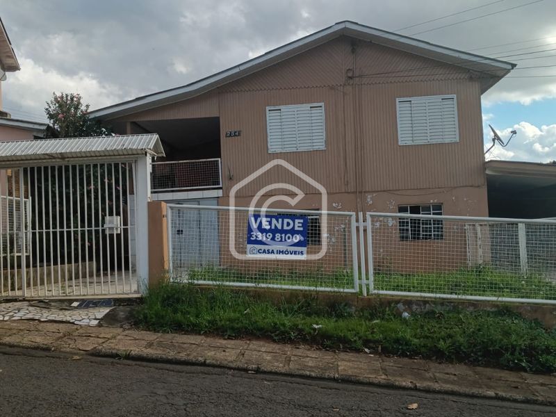 Casa à venda com 6 dormitórios, 2 banheiros, 6 vagas de garagens e 200m² de área privativa no bairro Passo dos Fortes
