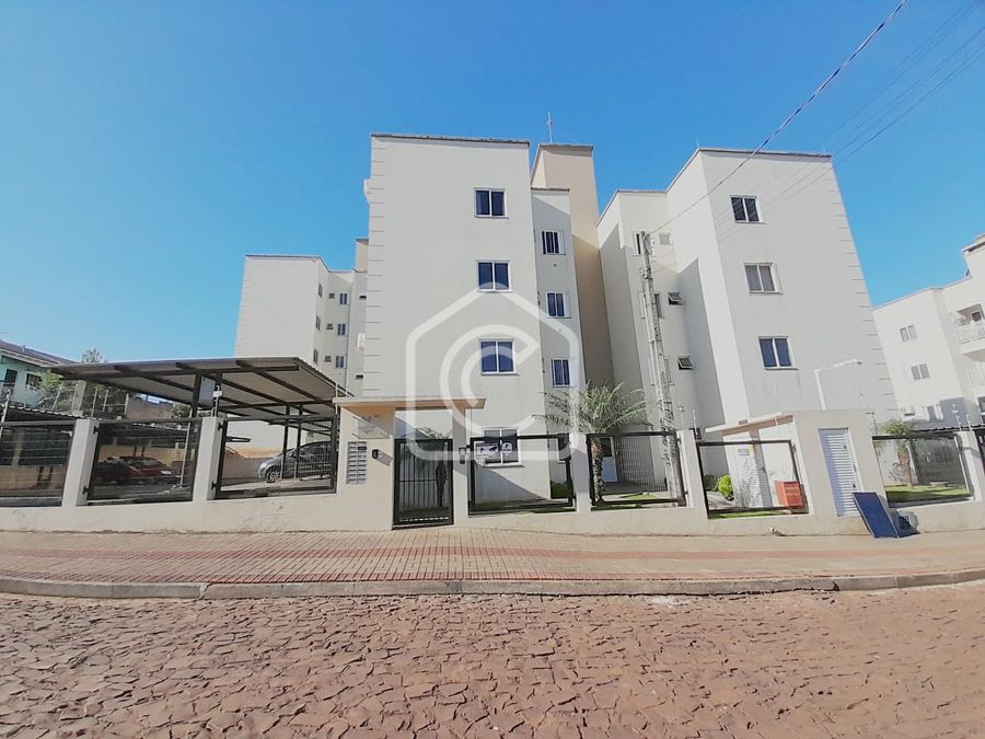 Apartamento para alugar com 2 dormitórios, 1 banheiro, 1 vaga de garagem e 50m² de área privativa no bairro Efapi